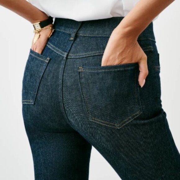 SPANXshape™ EveryWear Flare Jeans Midnight Shade Regular Size: Small - 4/6 NWT - Picture 1 of 5